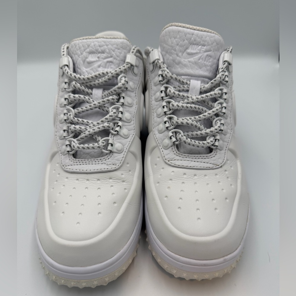 LF1 DUCKBOOT LOW PRM, size 8 men’s.